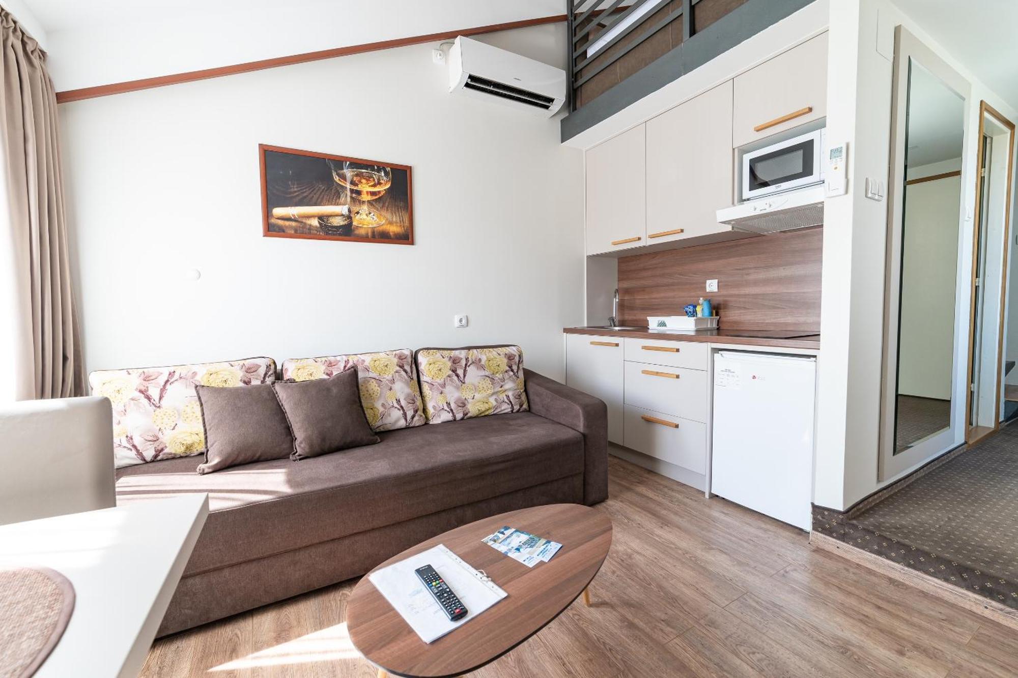 Atrijum Apartments And Rooms Kladovo Exterior photo