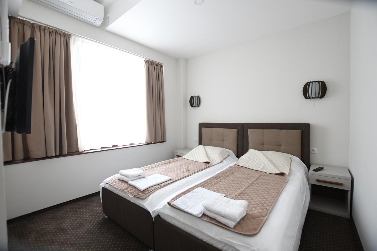 Atrijum Apartments And Rooms Kladovo Exterior photo